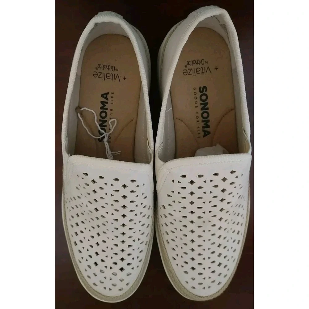 Women's Sonoma Vitalize Ortholite Erase white Slip On Shoe Size 7